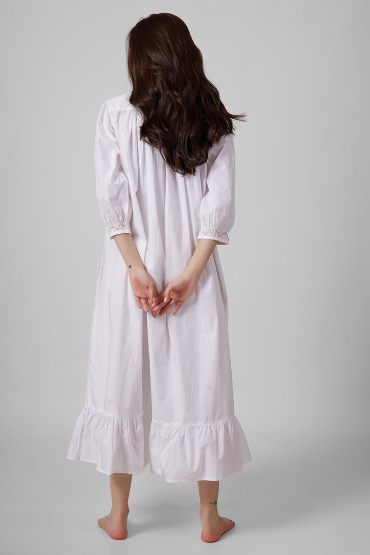 Gretel, Nightdress