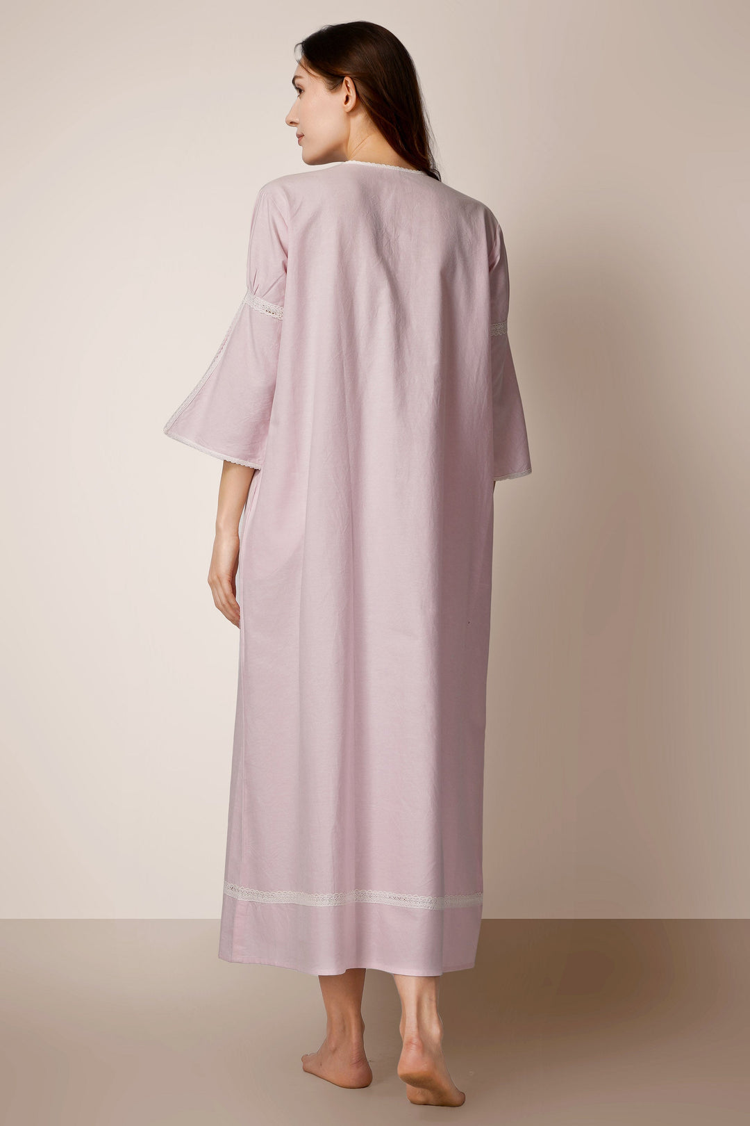 Josephine, Nightdress