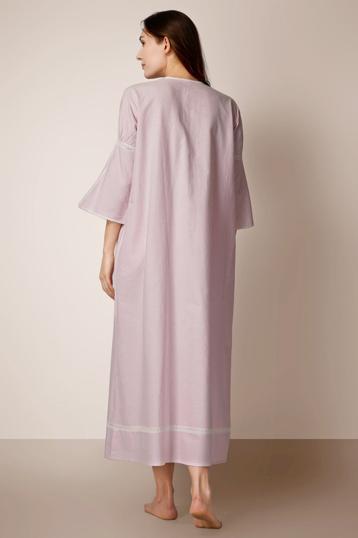 Josephine, Nightdress