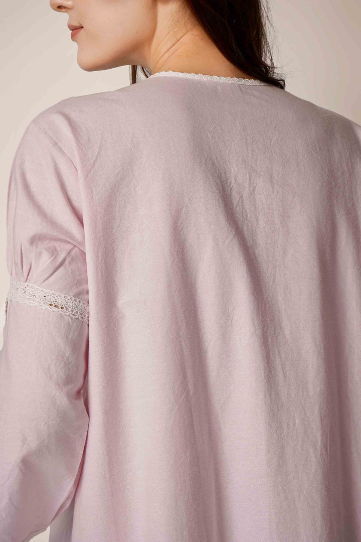 Josephine, Nightdress