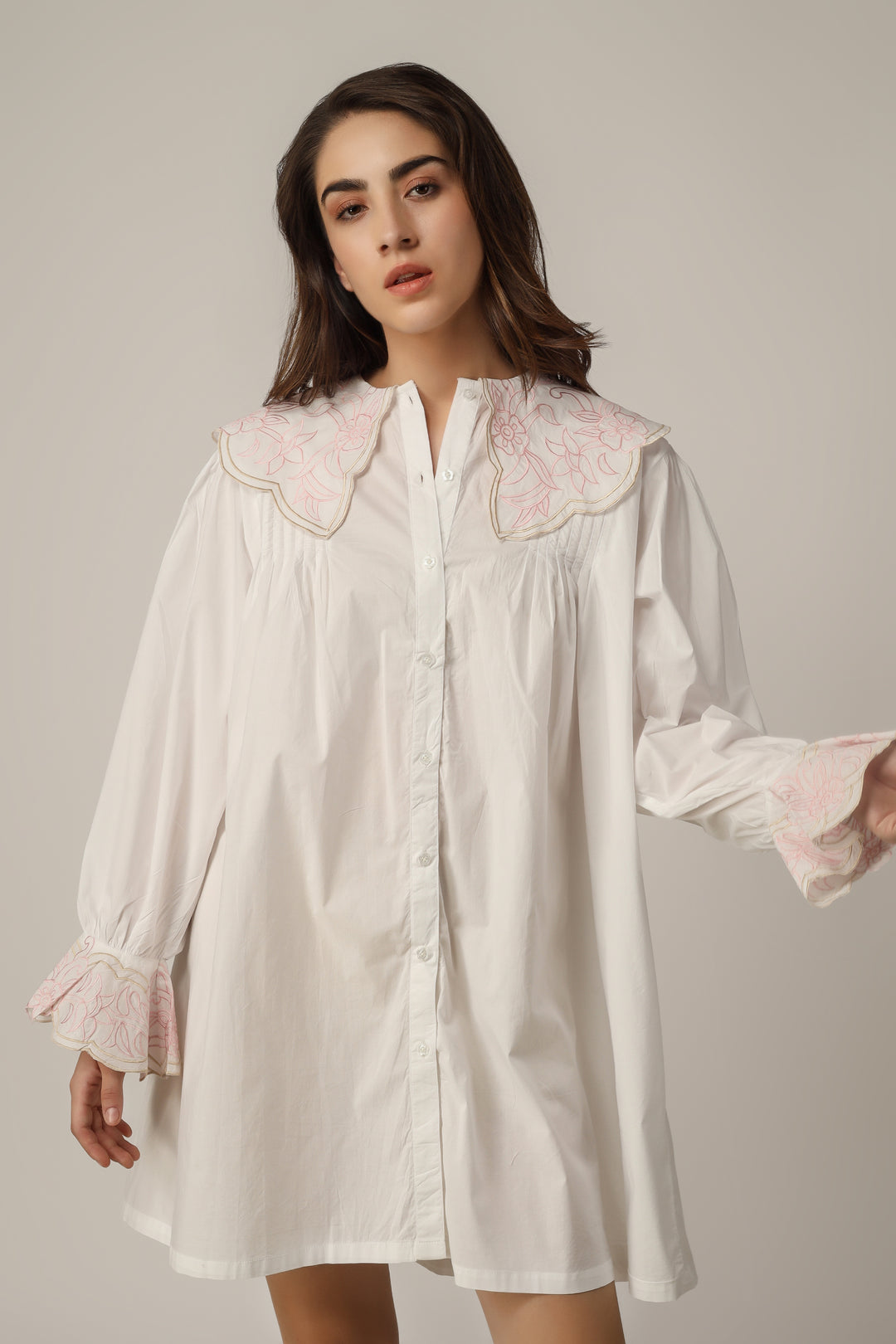 Lucinda, Nightshirt