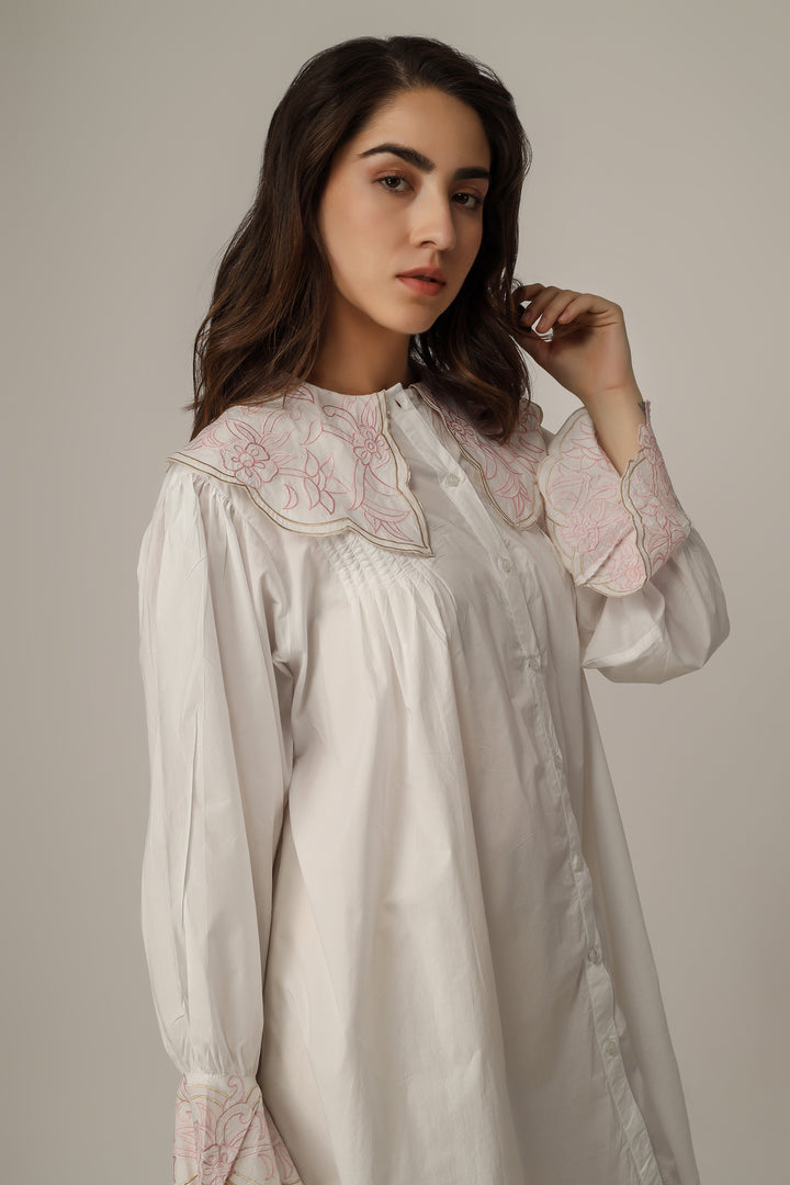 Lucinda, Nightshirt