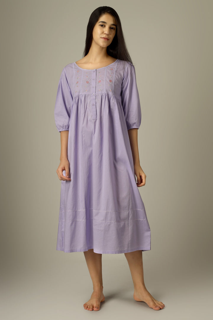 Barbara, Nightdress