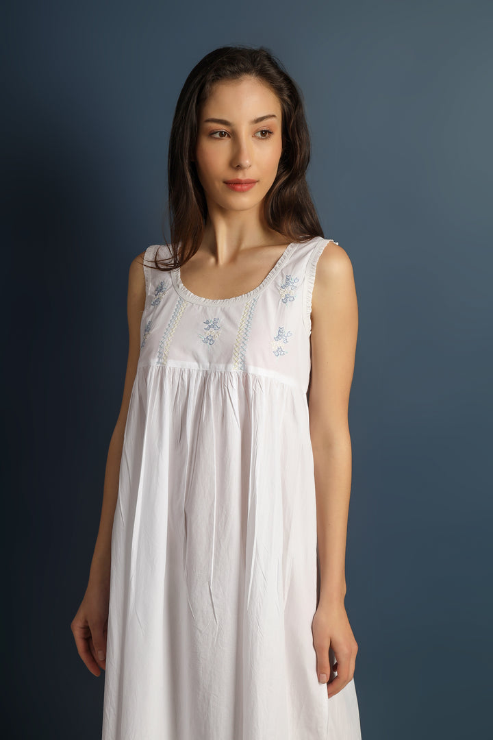 Zule, Nightdress