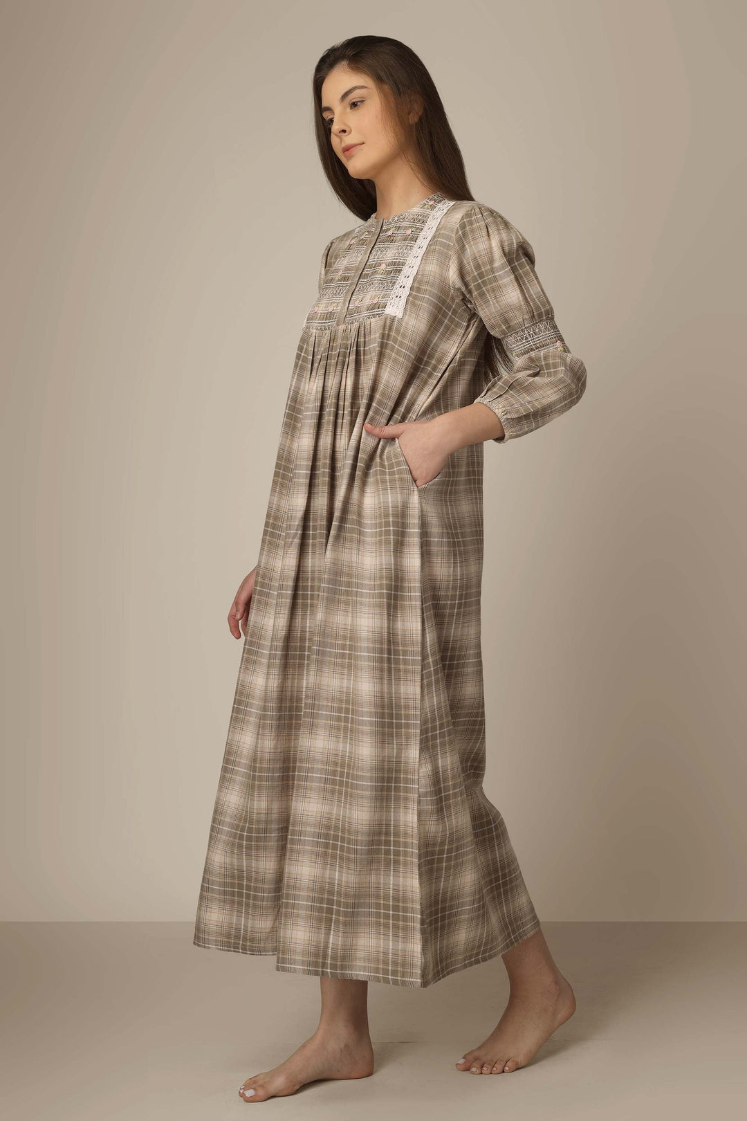 Magnolia M, Smocking Dress