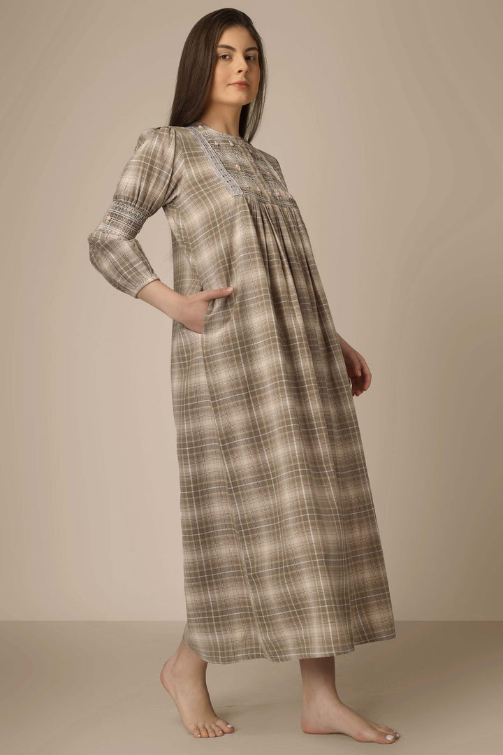 Magnolia M, Smocking Dress