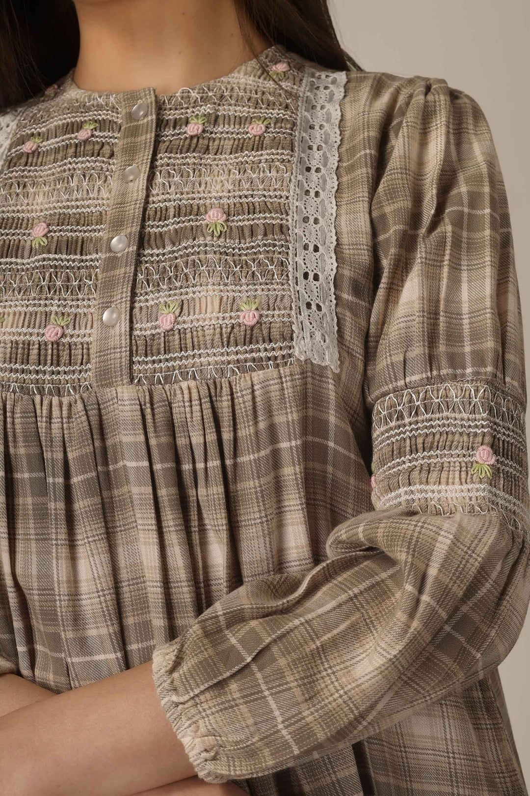 Magnolia M, Smocking Dress